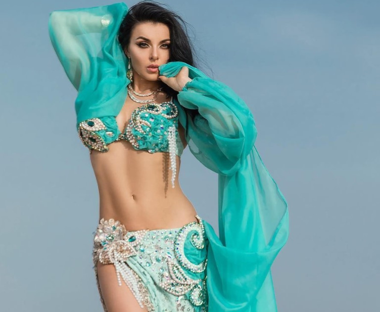 Alla Kushnir hawt Belly Dance Lessons