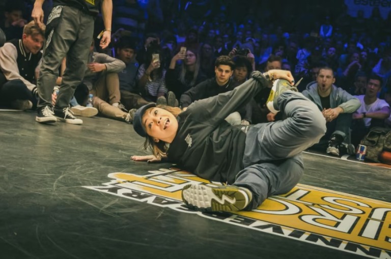 Wow representou , B-Girl Break Dance 👏 #breakdance #insano #viral