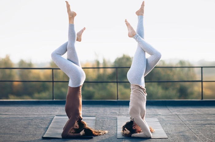 Headstand acro dance