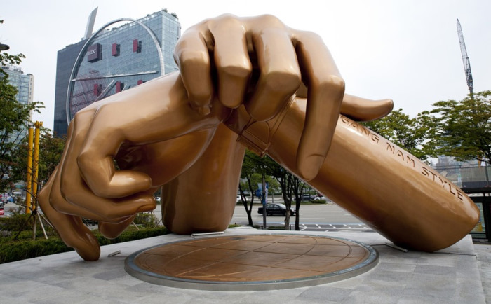 Gangnam Style statue in Gangnam District