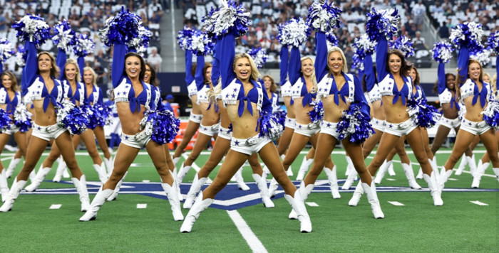 How much do Dallas Cowboys Cheerleaders make