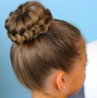 39 easy school hairstyles for girls  Mums Grapevine