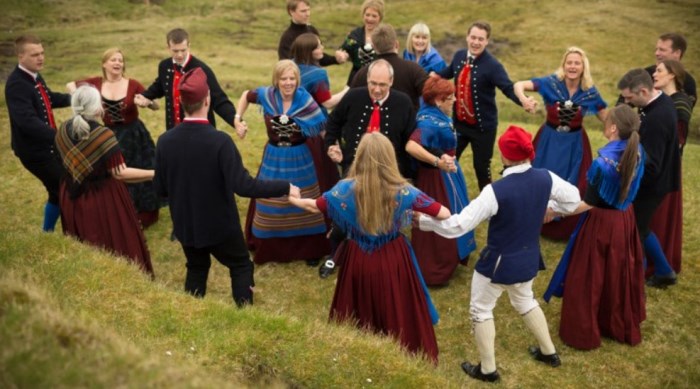 Faroese Chain Dance