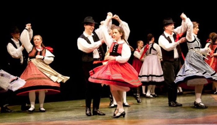 Ländler Dance Costume