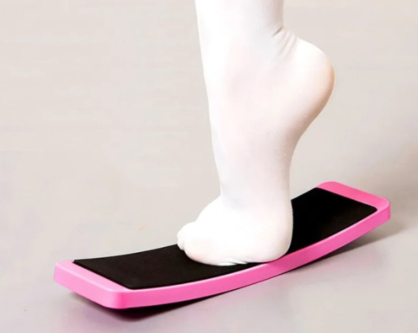 using turn board in releve ballet