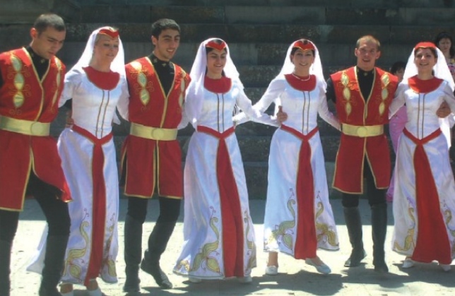 Armenian Kochari Dance